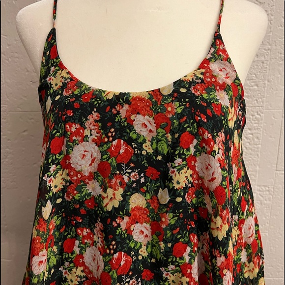 medium blouse - Picture 7 of 9